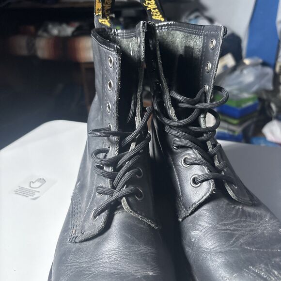 Dr Martens Doc 1460 Pascal Combat Boots Womens Size 7 US Black Flaws See Pics - Picture 3 of 15